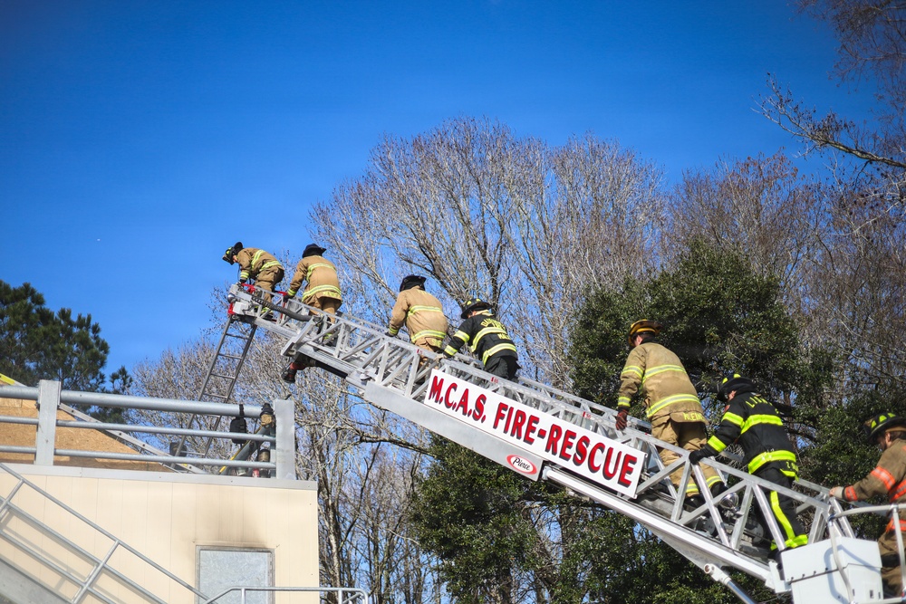 Joint Fire Fighter Training Aboard MCAS Beaufort