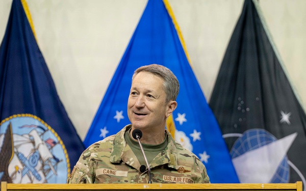 CJCS Speaks to Cadets