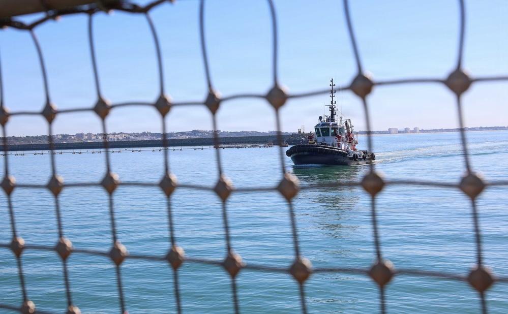 USS Thomas Hudner (DDG 116) Departs Naval Station Rota, Spain