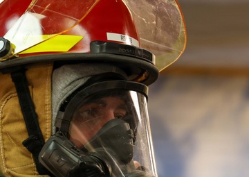 USS Thomas Hudner (DDG 116) Conducts Damage Control Training