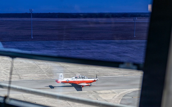Avon Park Air Force Range hosts U.S. Navy’s pilot training