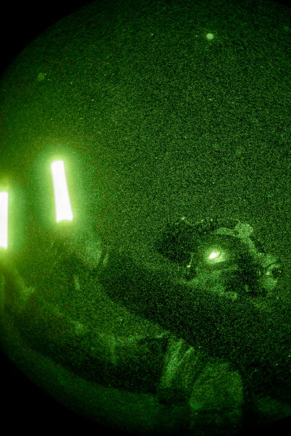 11th MEU Marines, Sailors conduct nighttime deck landing qualifications aboard USS Portland