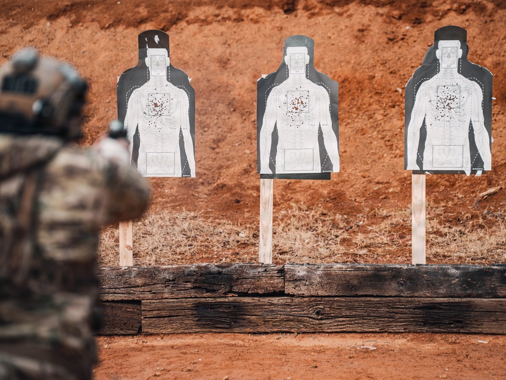 3rd SFG (A) Green Berets conduct SFAUC training with Irish ARW partner forces