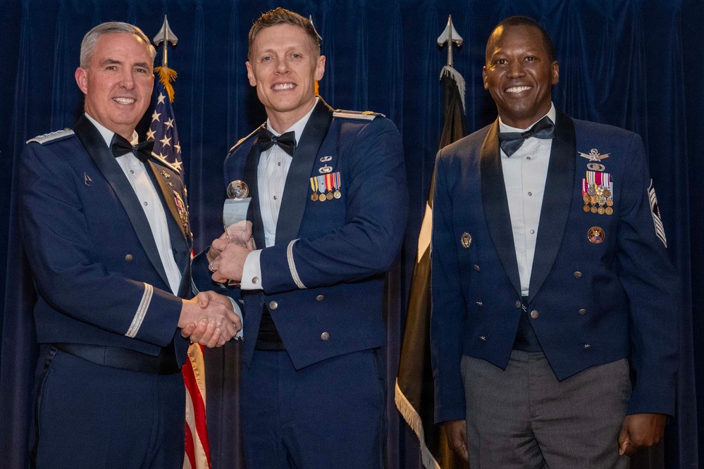 USSPACECOM Holds Galactic Gala Featuring 2025 Apollo Awards