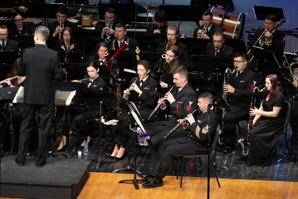 Navy Band tour visits Syracuse