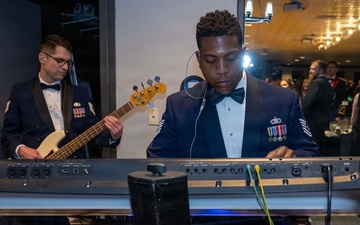 USSPACECOM Holds Galactic Gala Featuring 2025 Apollo Awards