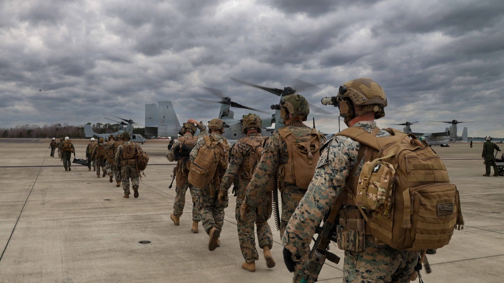 24th MEU CERTEX: U.S Marines with Kilo Conduct a TRAP mission