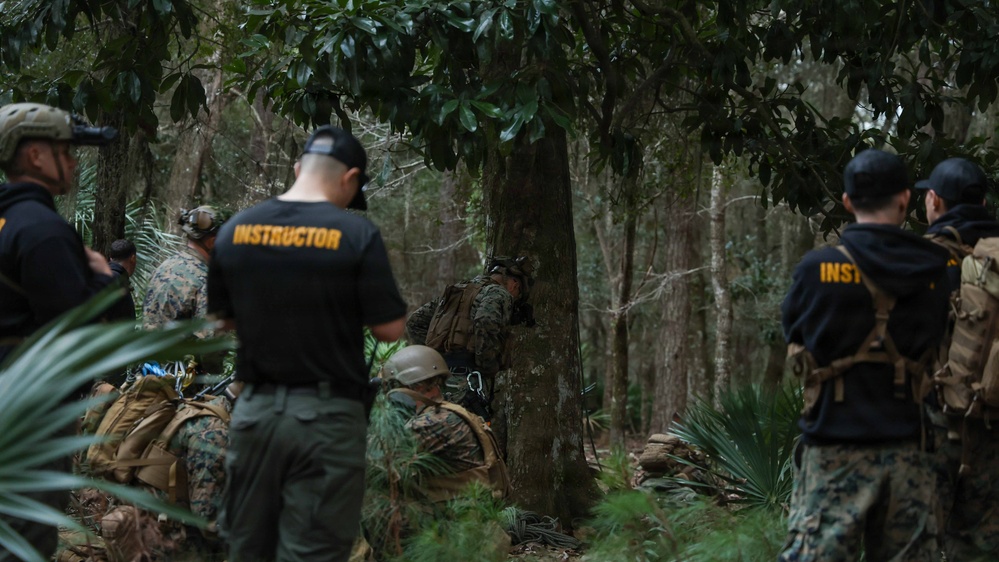 24th MEU CERTEX: U.S Marines with Kilo Conduct a TRAP mission