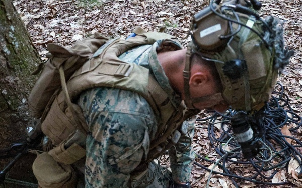 24th MEU CERTEX: U.S Marines with Kilo Conduct a TRAP mission