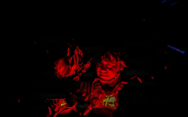 24th MEU CERTEX: U.S Marines with Kilo Conduct a TRAP mission