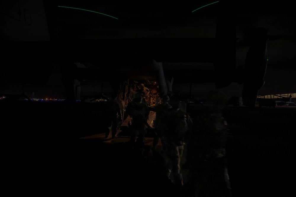 24th MEU CERTEX: U.S Marines with Kilo Conduct a TRAP mission