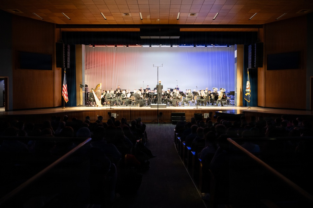 Navy Band performs for students at Cierco North Syracuse High School