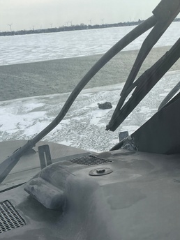 Coast Guard rescues 2 from ice floe on Lake St. Clair