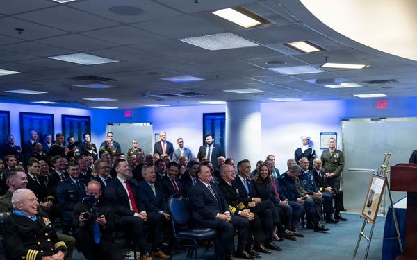 SW Hegseth Hosts MoH Recipient Capt. William's HoH Induction