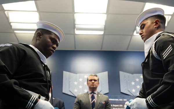 SW Hegseth Hosts MoH Recipient Capt. William's HoH Induction