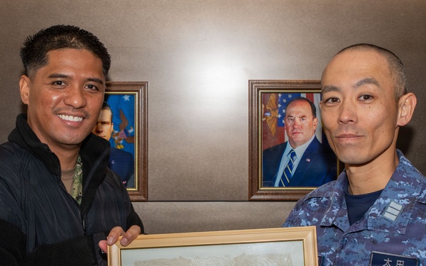 NAF Atsugi Air Ops Presents Letter of Commendation