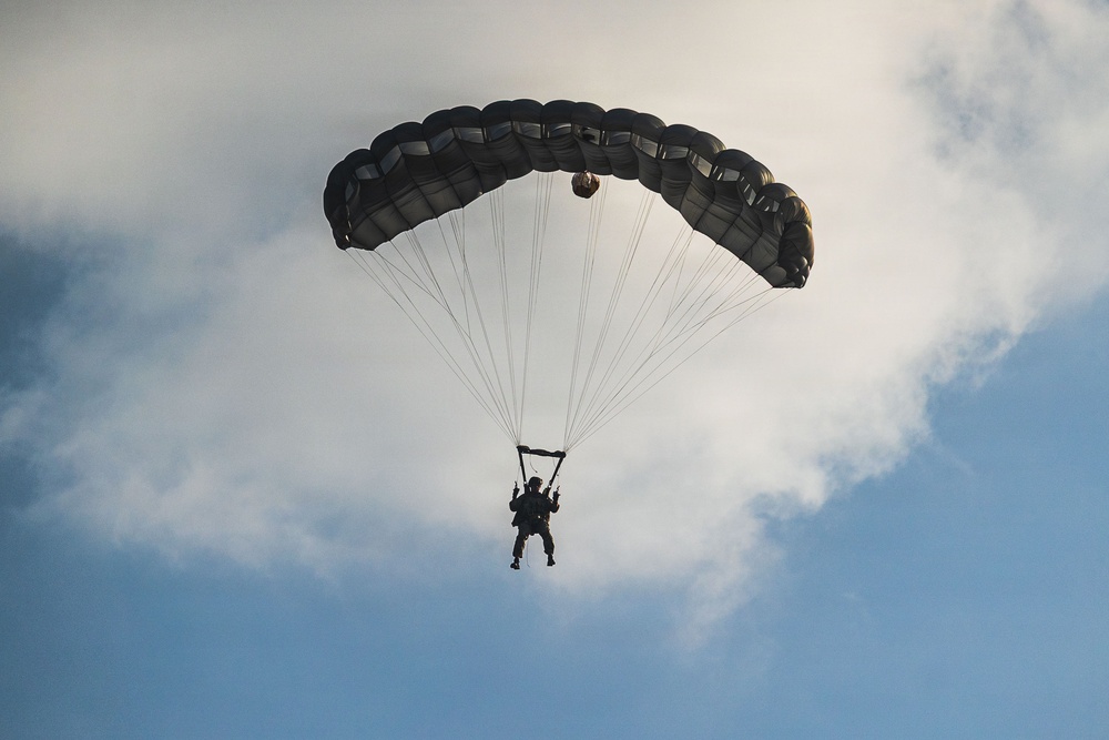 U.S. Army Rangers, Green Berets and U.S. Marines Conduct Joint Raid Exercise