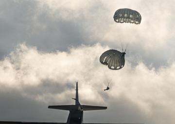 U.S. Army Rangers, Green Berets and U.S. Marines Conduct Joint Raid Exercise