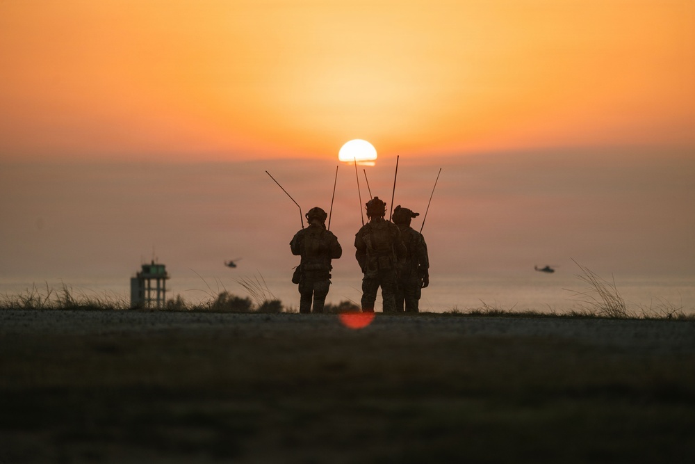 U.S. Army Rangers, Green Berets and U.S. Marines Conduct Joint Raid Exercise