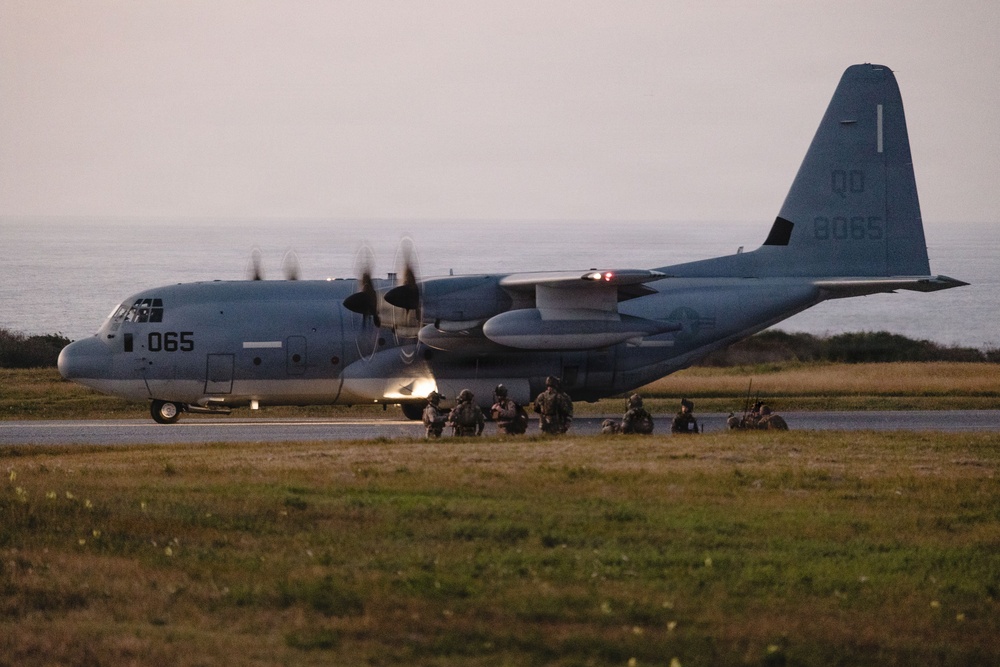 U.S. Army Rangers, Green Berets and U.S. Marines Conduct Joint Raid Exercise