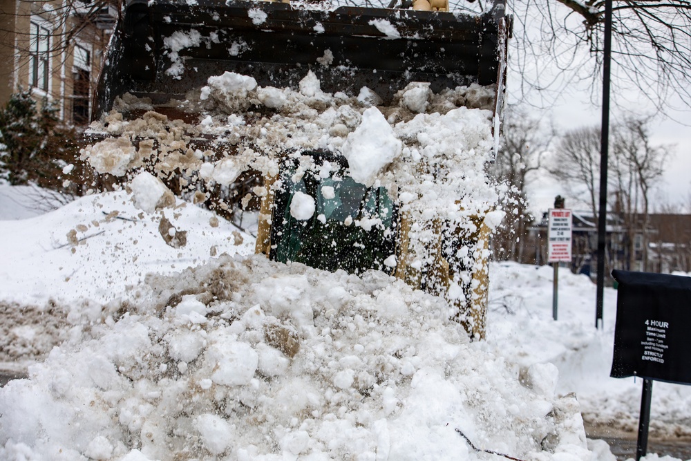 Mass. Guard Responds to Blizzard in Plymouth