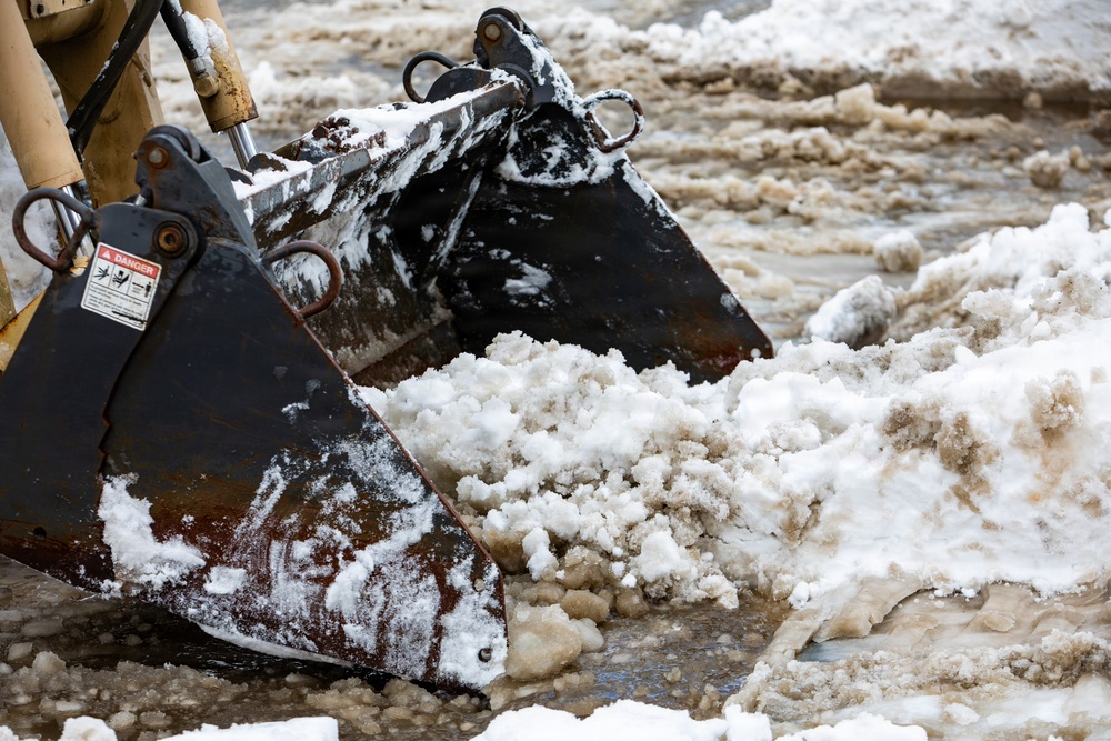 Mass. Guard Responds to Blizzard in Plymouth