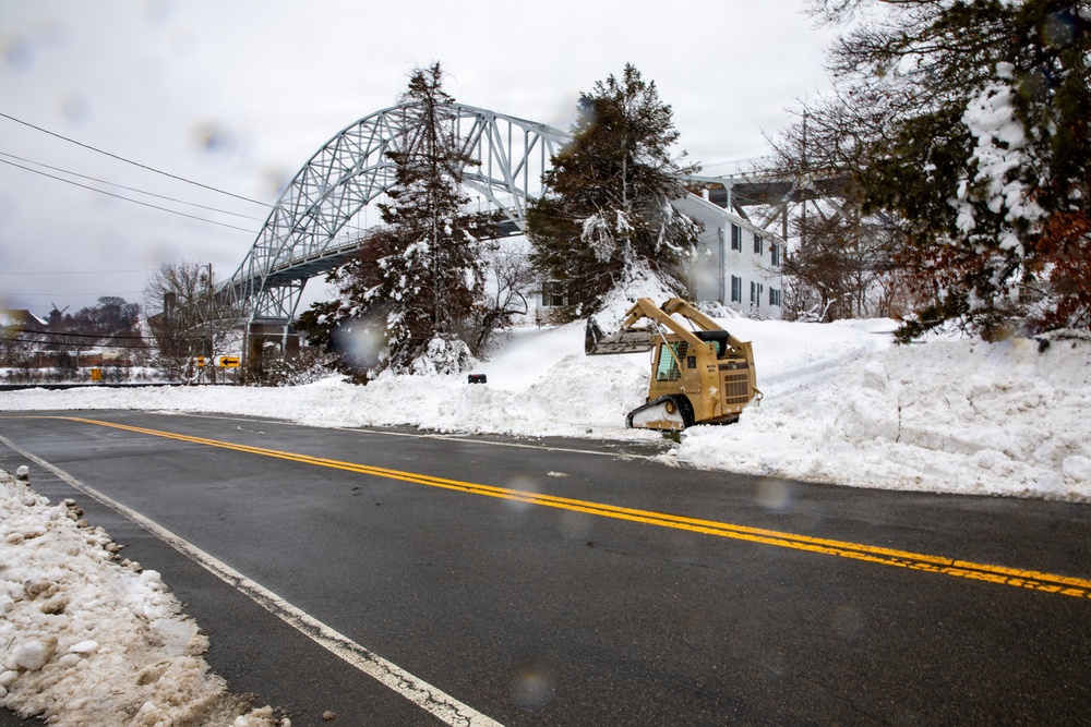 Massachusetts Engineers Respond To Blizzard in Bourne