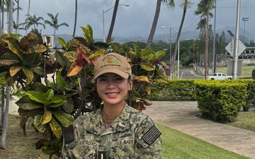 Trailblazing Navy Mustang Contributes Real-World Insights to NROTC Program