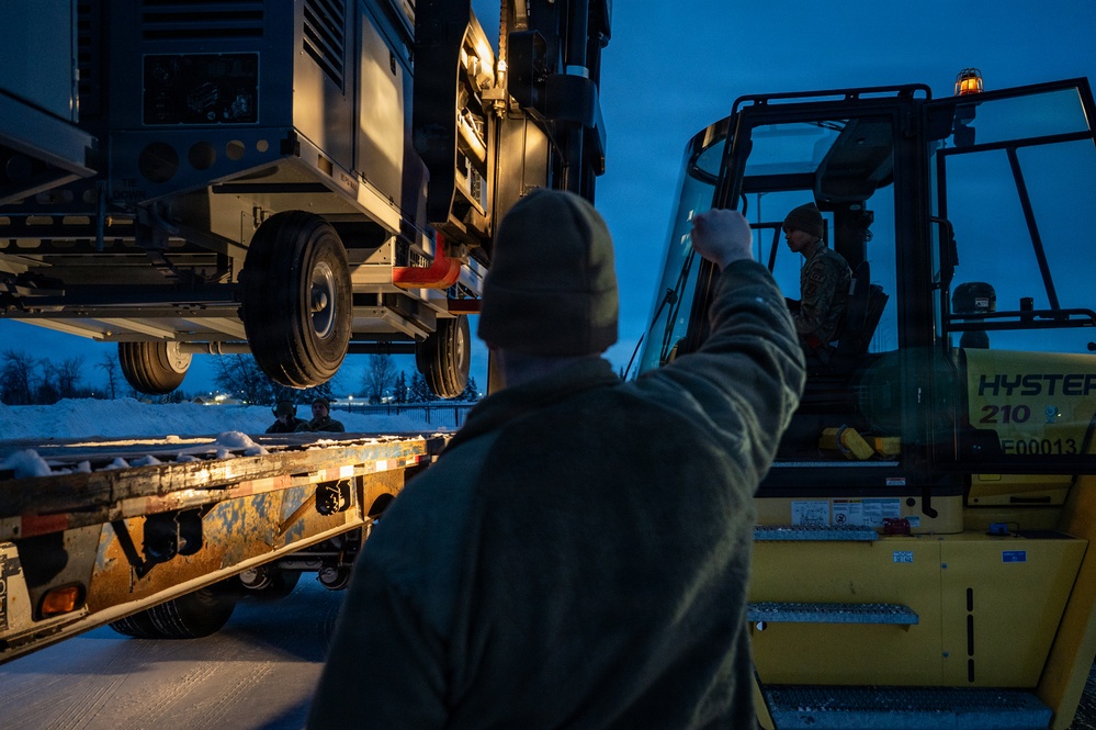 JBER ships prepositioned warfighting materiel