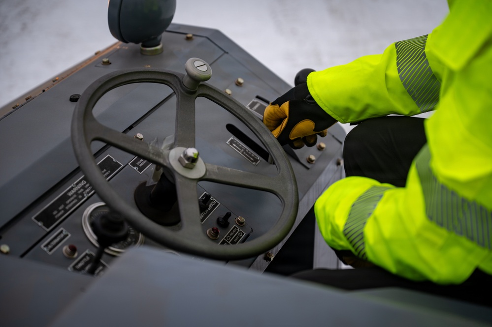 JBER ships prepositioned warfighting materiel