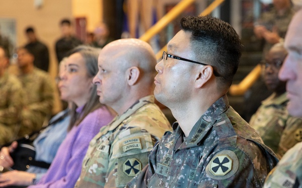 Eighth Army Patching Ceremony Col. Lee Sang-hun becomes new Deputy Commanding Officer-ROK