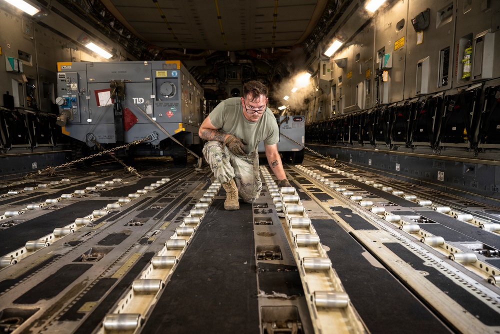 Mobility Airmen enable redeployment operations in Puerto Rico