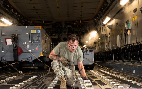 Mobility Airmen enable redeployment operations in Puerto Rico