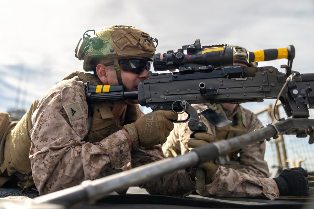 11th MEU Marines Conduct Weapon Manipulation Training Aboard USS Comstock