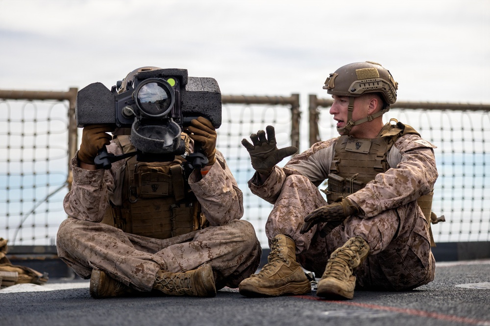 11th MEU Marines Conduct Weapon Manipulation Training Aboard USS Comstock