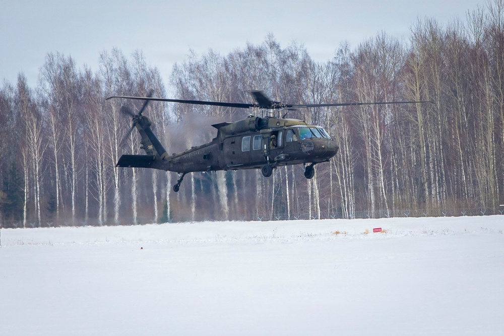 3rd Combat Aviation Brigade conducts radar range with Spanish Army