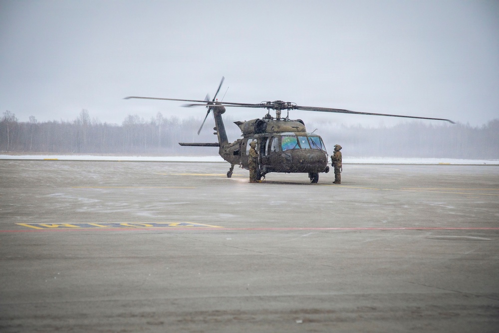 3rd Combat Aviation Brigade conducts radar range with Spanish Army