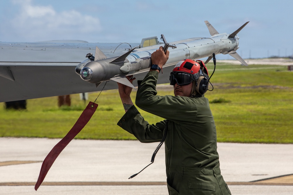 VMFA-232 enhances combat readiness during aviation training