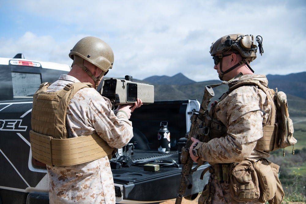 Assistant Commandant of the Marine Corps visits Task Force-Ripper