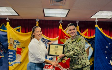 Fort Dix MEPS Lead HRA Answers the Same Call She Helps Others Answer Every Day