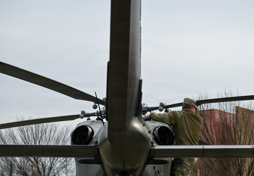 DCNG conducts rare helicopter landing