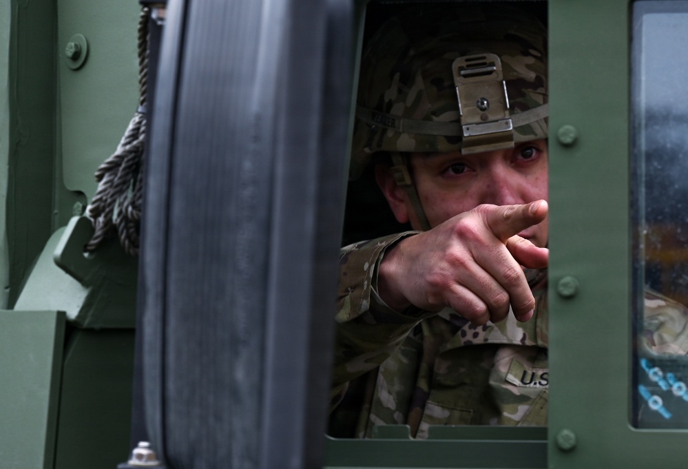 DCNG conducts rare helicopter landing