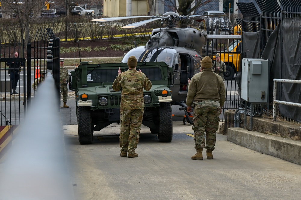 DCNG conducts rare helicopter landing