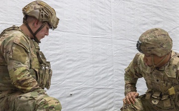3-8 practice medical techniques during a Combat Lifesaver course