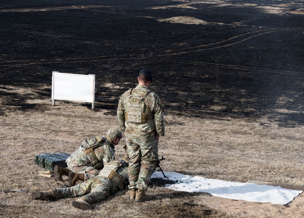 22nd Security Forces Squadron Airmen earn M240 and M249 qualifications