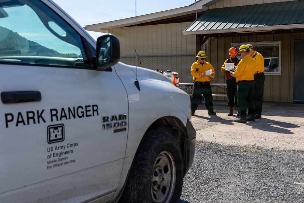USACE, Georgia DNR conduct prescribed burn near Carters Dam