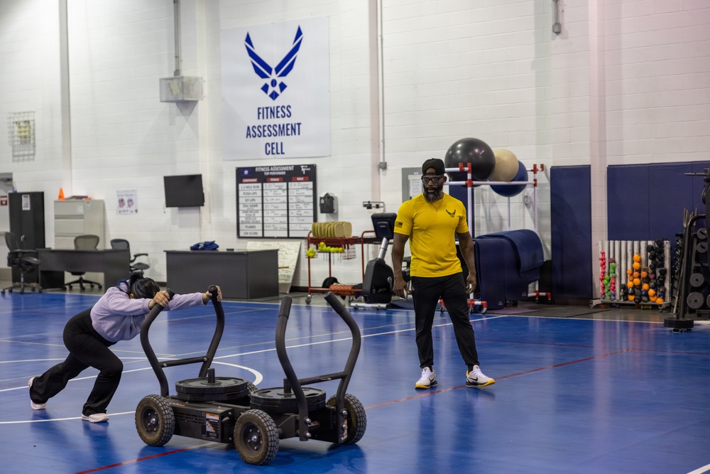 A F.R.E.S.H. start to your heart health with Tinker Air Force Base fitness centers