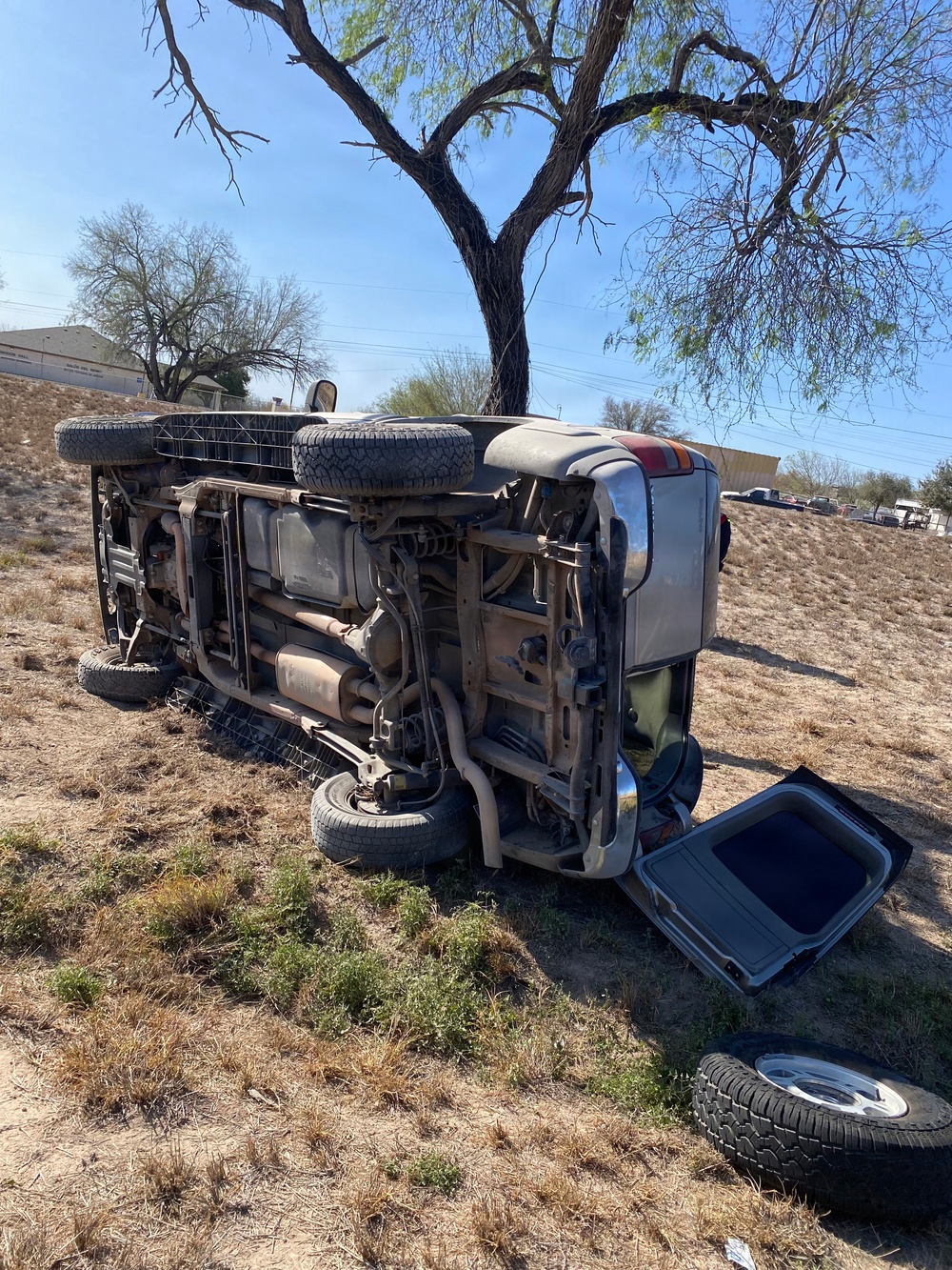 Quick-Acting Soldiers with JTF-Southern Border Pull Elderly Man from Overturned Vehicle