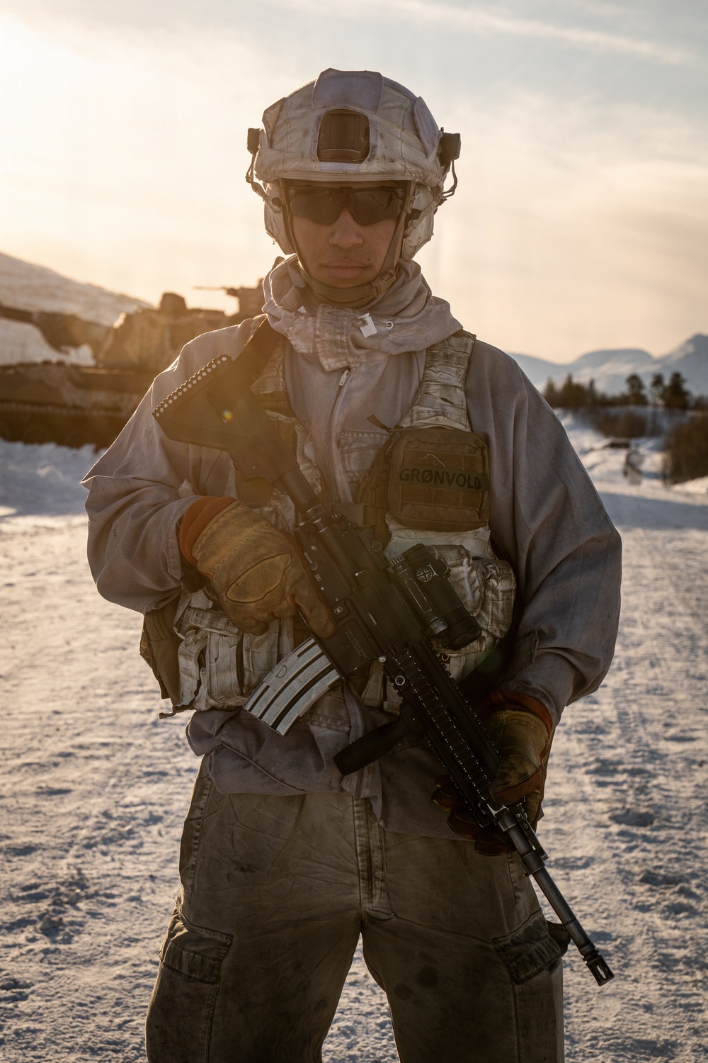 CORE26 | U.S. Marines stand Shoulder to Shoulder with Norwegian soldiers