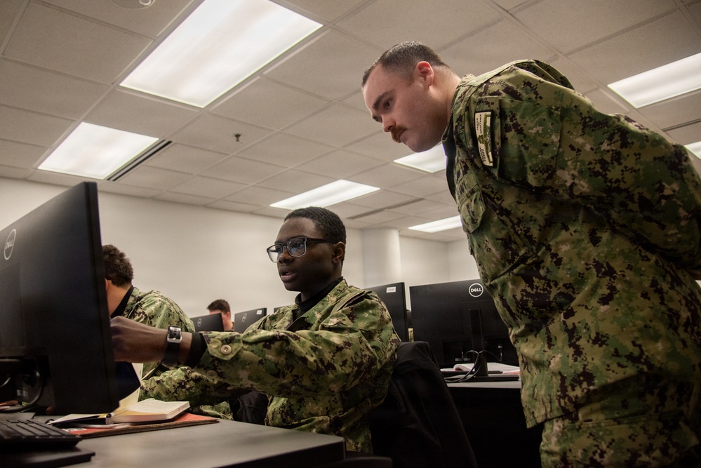 Surface Warfare Engineering Schools Command (SWESC) Great Lakes Instructors Train Next Generation of U.S. Navy Quartermasters